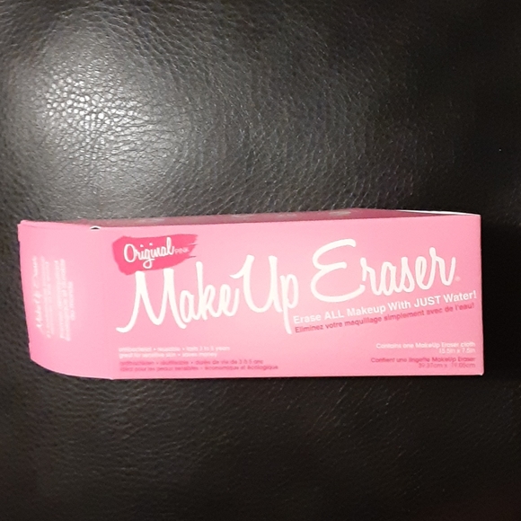 MakeUp Eraser Other - BNIB ORIGINAL PINK MAKEUP ERASER